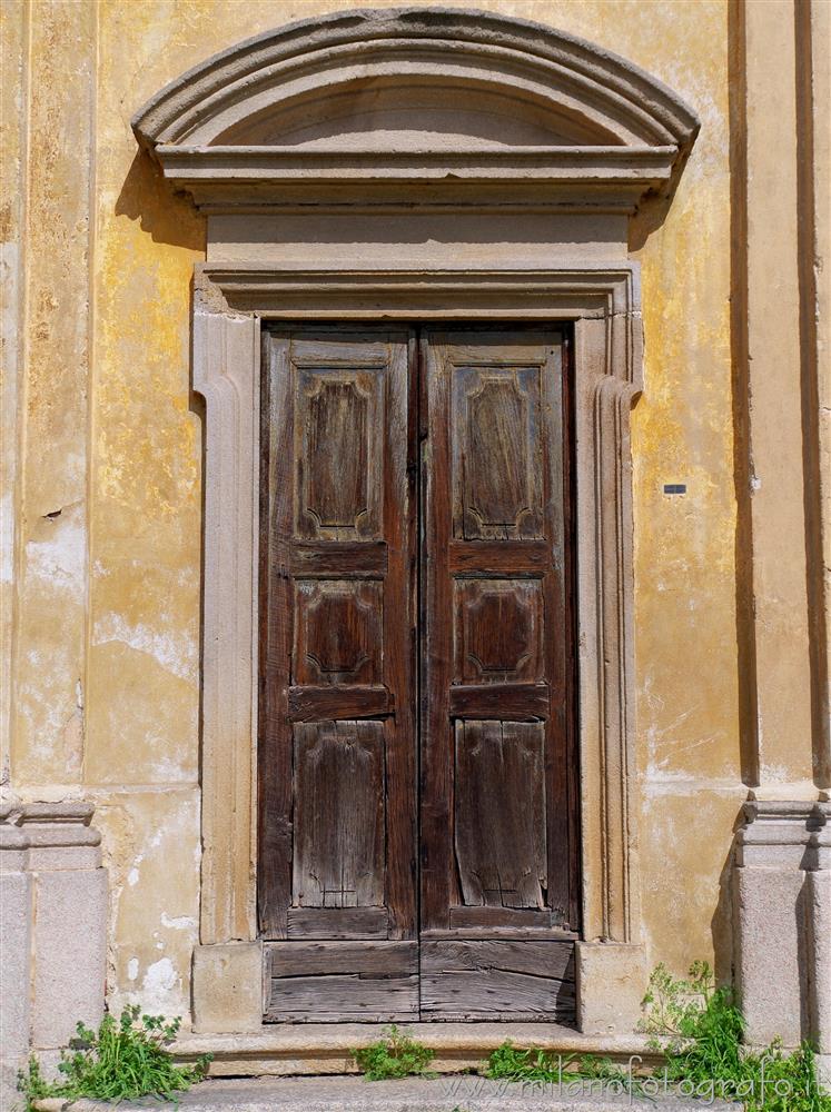 Cassinetta Lugagnano (Milan, Italy) - Entrance door of the Oratory of San Giuseppe